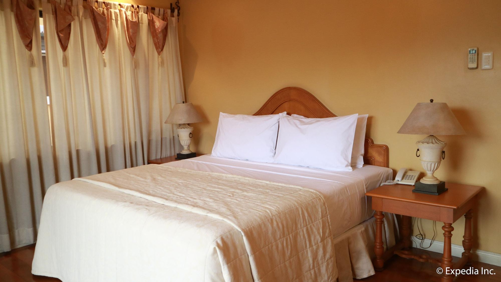 Sophia Suites Residence Hotel Cebu Екстер'єр фото