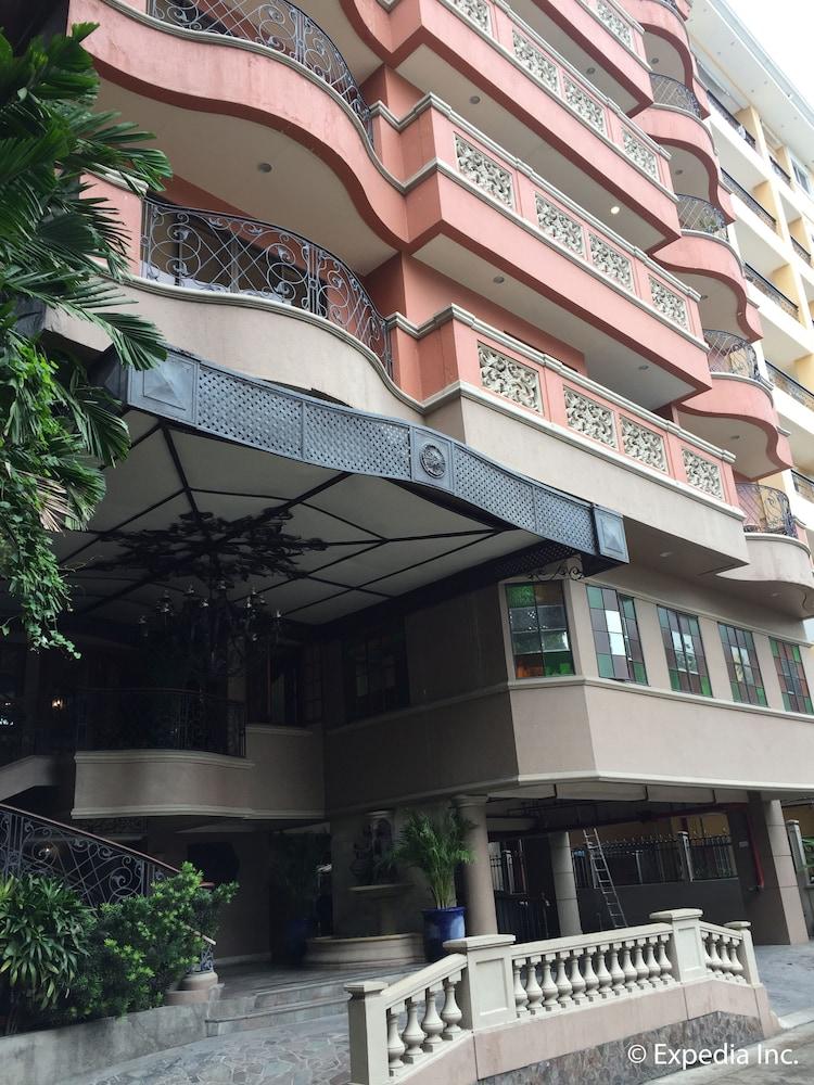 Sophia Suites Residence Hotel Cebu Екстер'єр фото