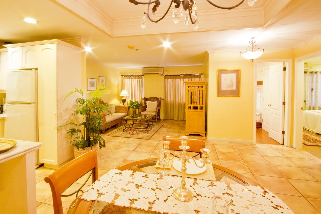 Sophia Suites Residence Hotel Cebu Екстер'єр фото