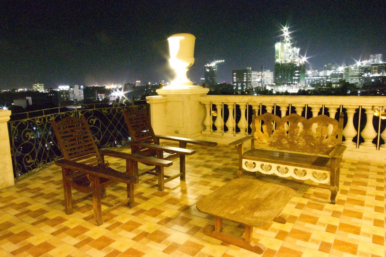 Sophia Suites Residence Hotel Cebu Екстер'єр фото