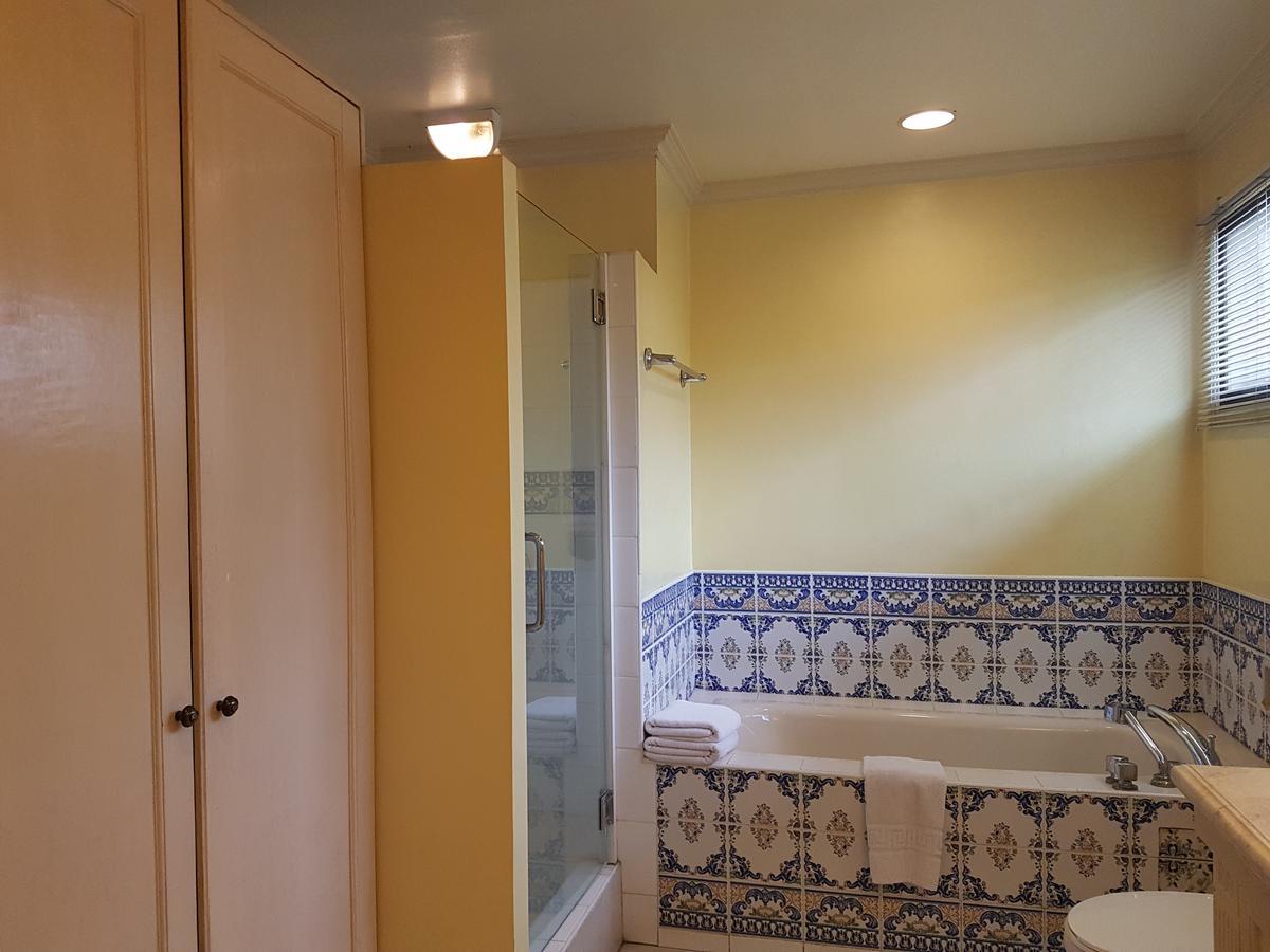 Sophia Suites Residence Hotel Cebu Екстер'єр фото