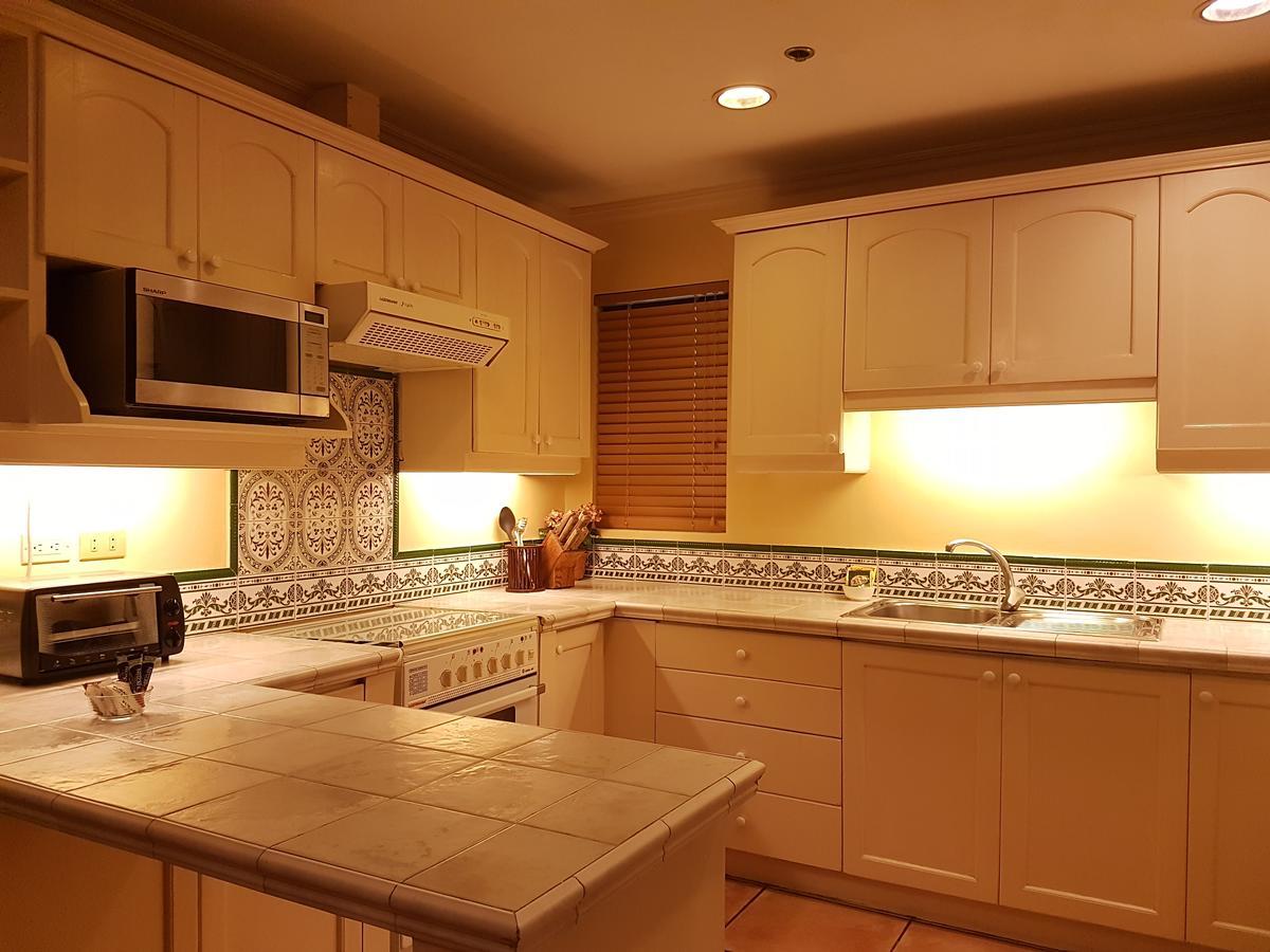 Sophia Suites Residence Hotel Cebu Екстер'єр фото