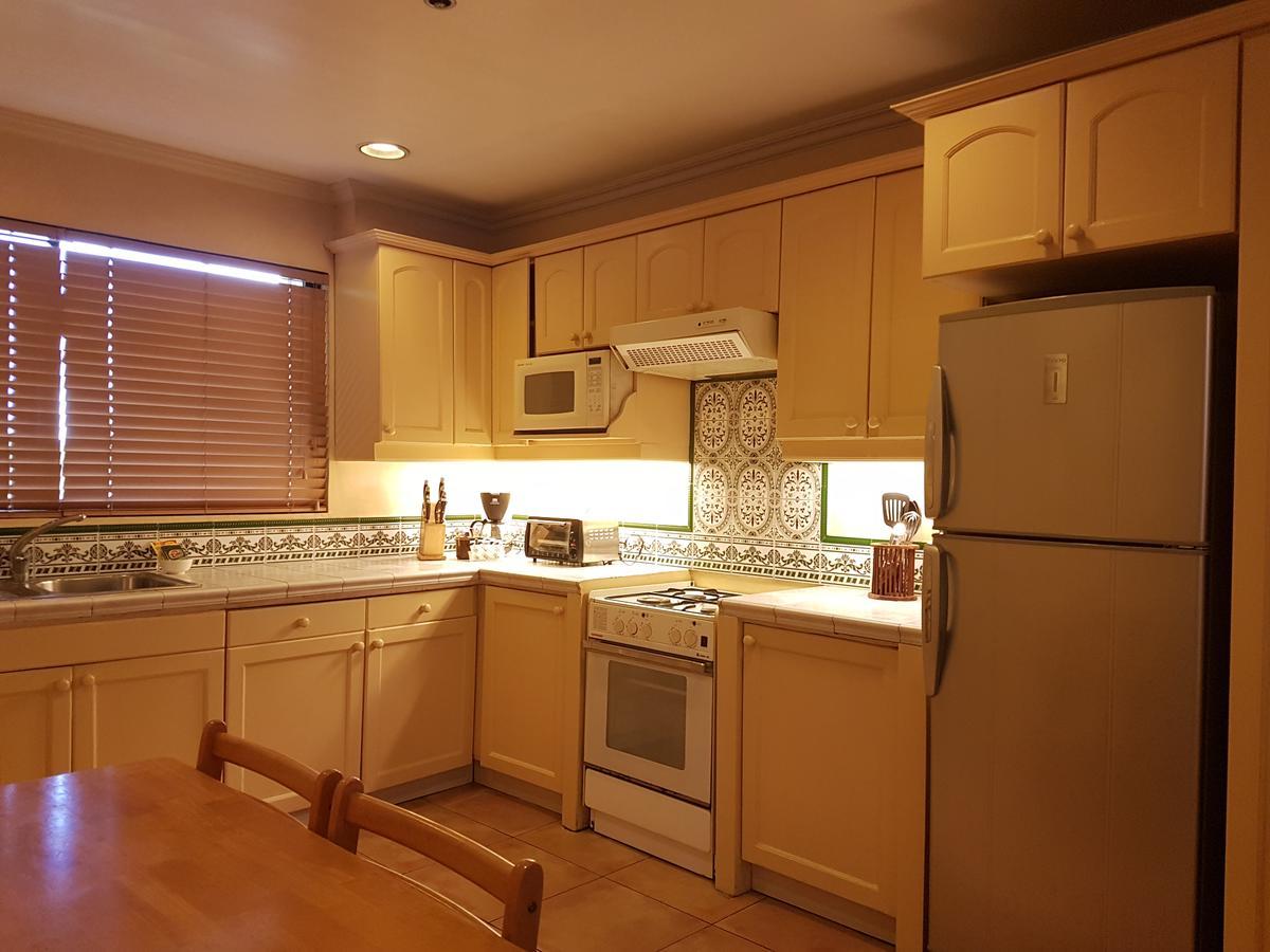 Sophia Suites Residence Hotel Cebu Екстер'єр фото