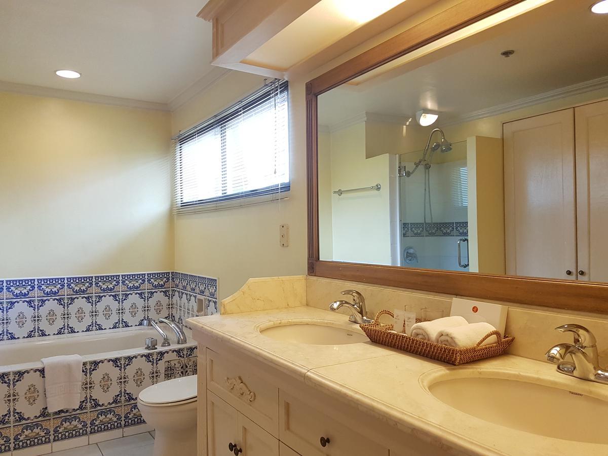 Sophia Suites Residence Hotel Cebu Екстер'єр фото
