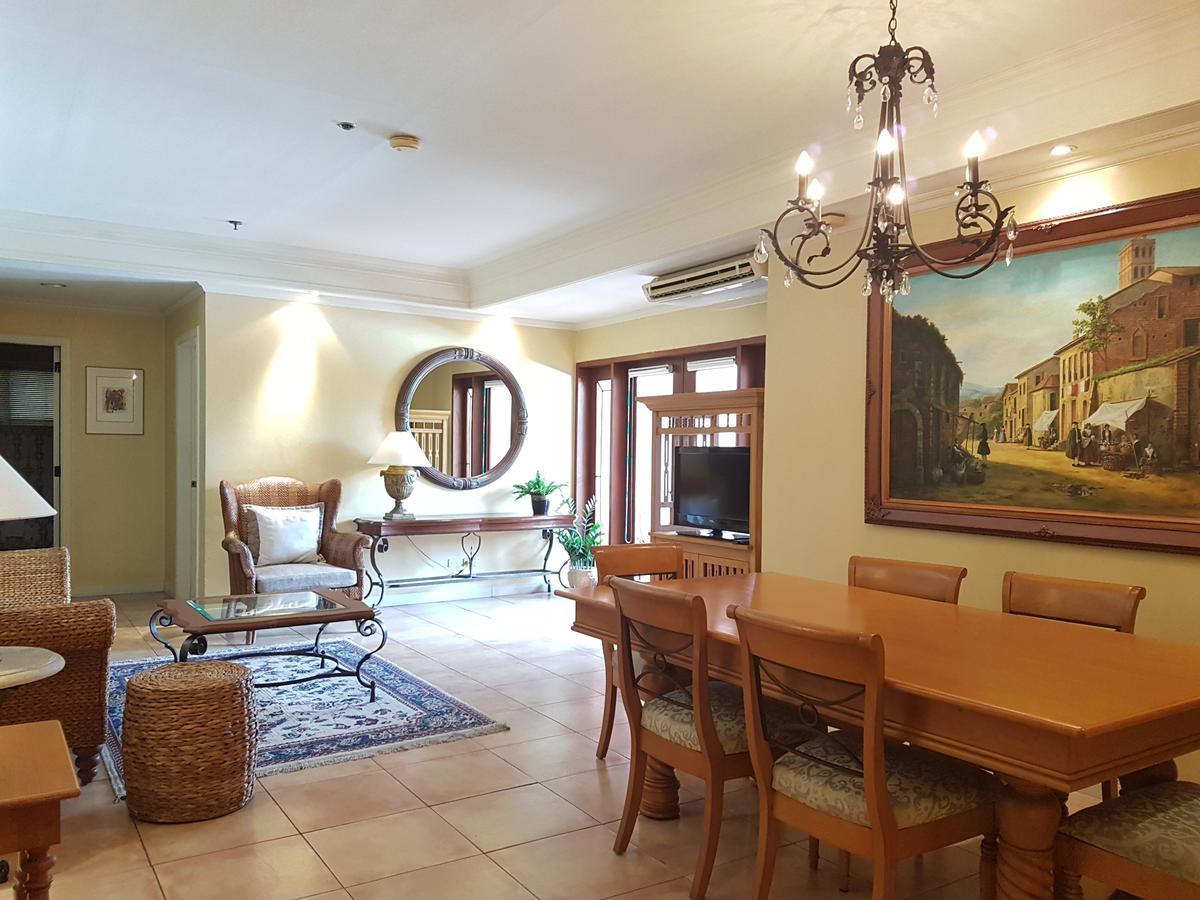 Sophia Suites Residence Hotel Cebu Екстер'єр фото