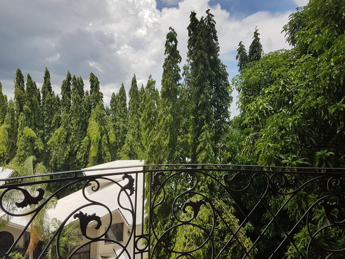 Sophia Suites Residence Hotel Cebu Екстер'єр фото