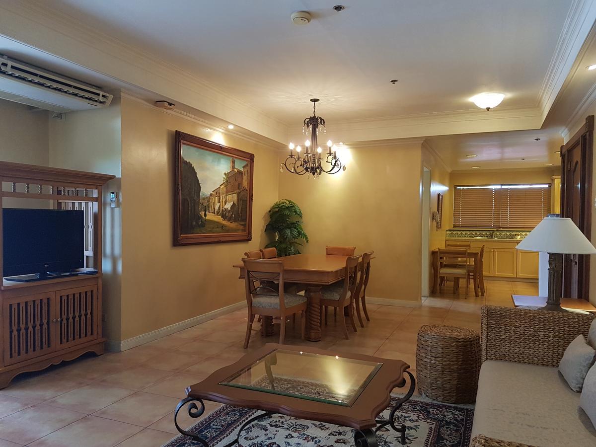 Sophia Suites Residence Hotel Cebu Екстер'єр фото